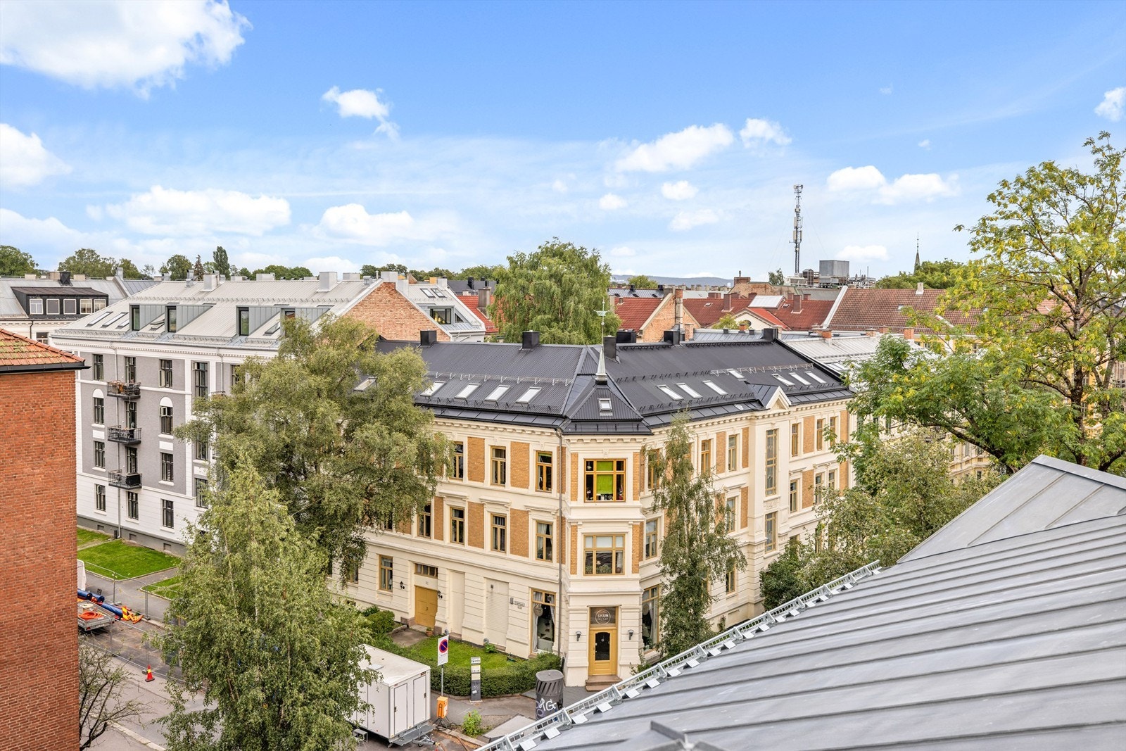 Utsikt mot nærområdet. Galleribilde