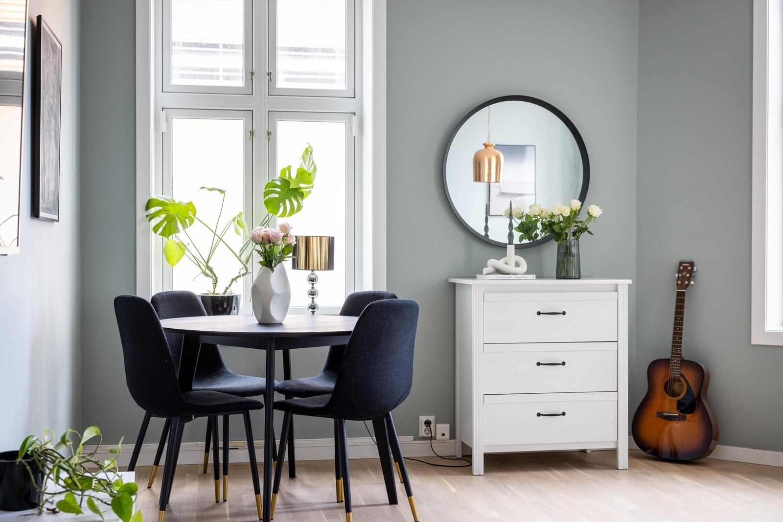 Et perfekt utgangspunkt for å innrede med egne møbler og gjenstander for å sette sitt personlige preg. Galleribilde