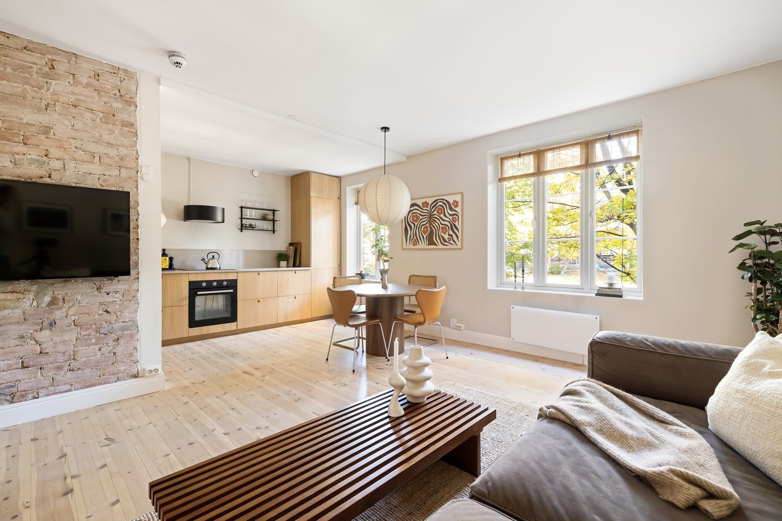 - Har du noen spørsmål? Kontakt Christoffer Edstrøm Jacobsen - (t): 469 09 717 - Nordvik eiendomsmegling - Galleribilde