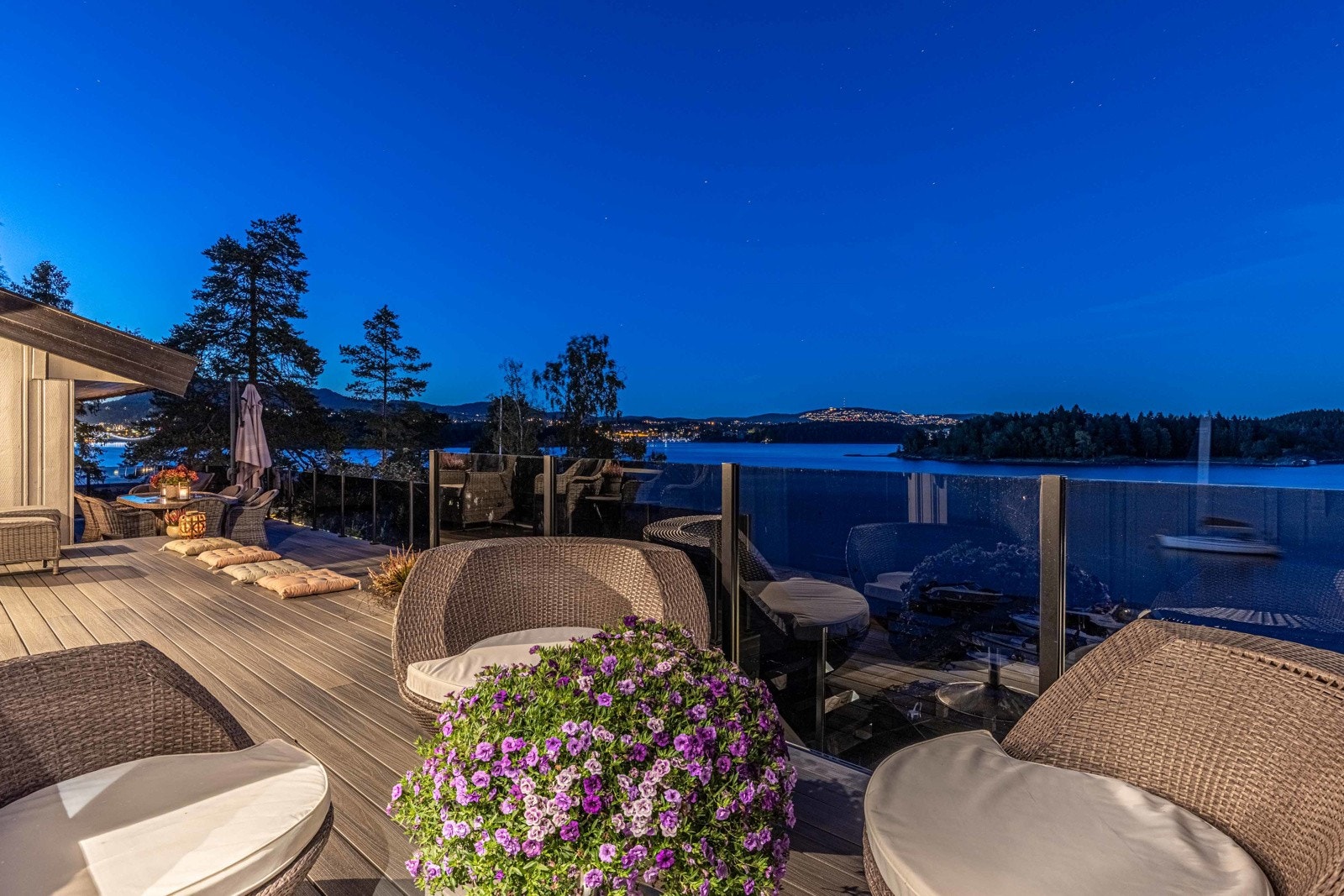 Utsikt mot holmenkollen. Galleribilde