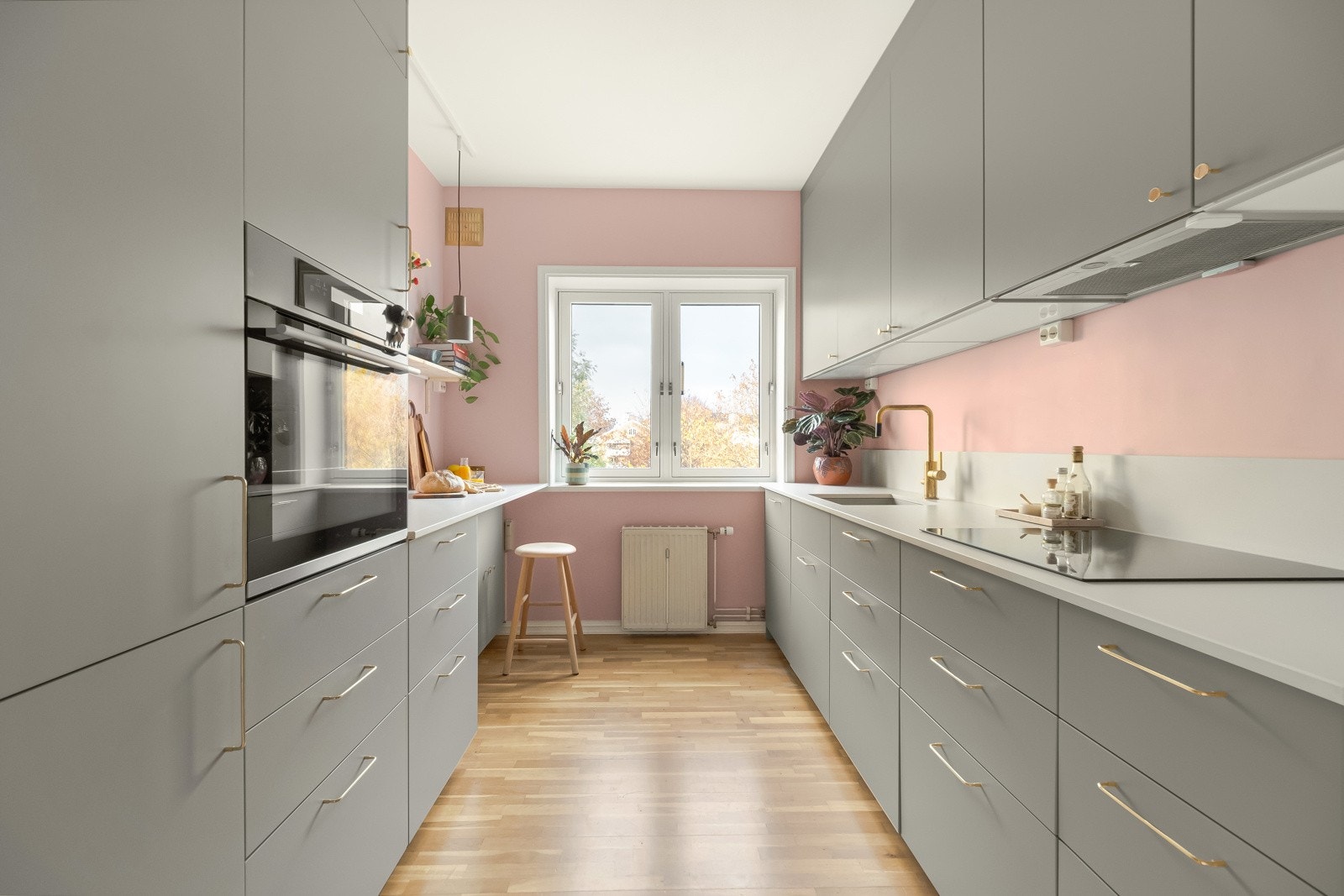 Velkommen til Brochmanns gate 10D og denne herlige 3-roms leiligheten! Galleribilde