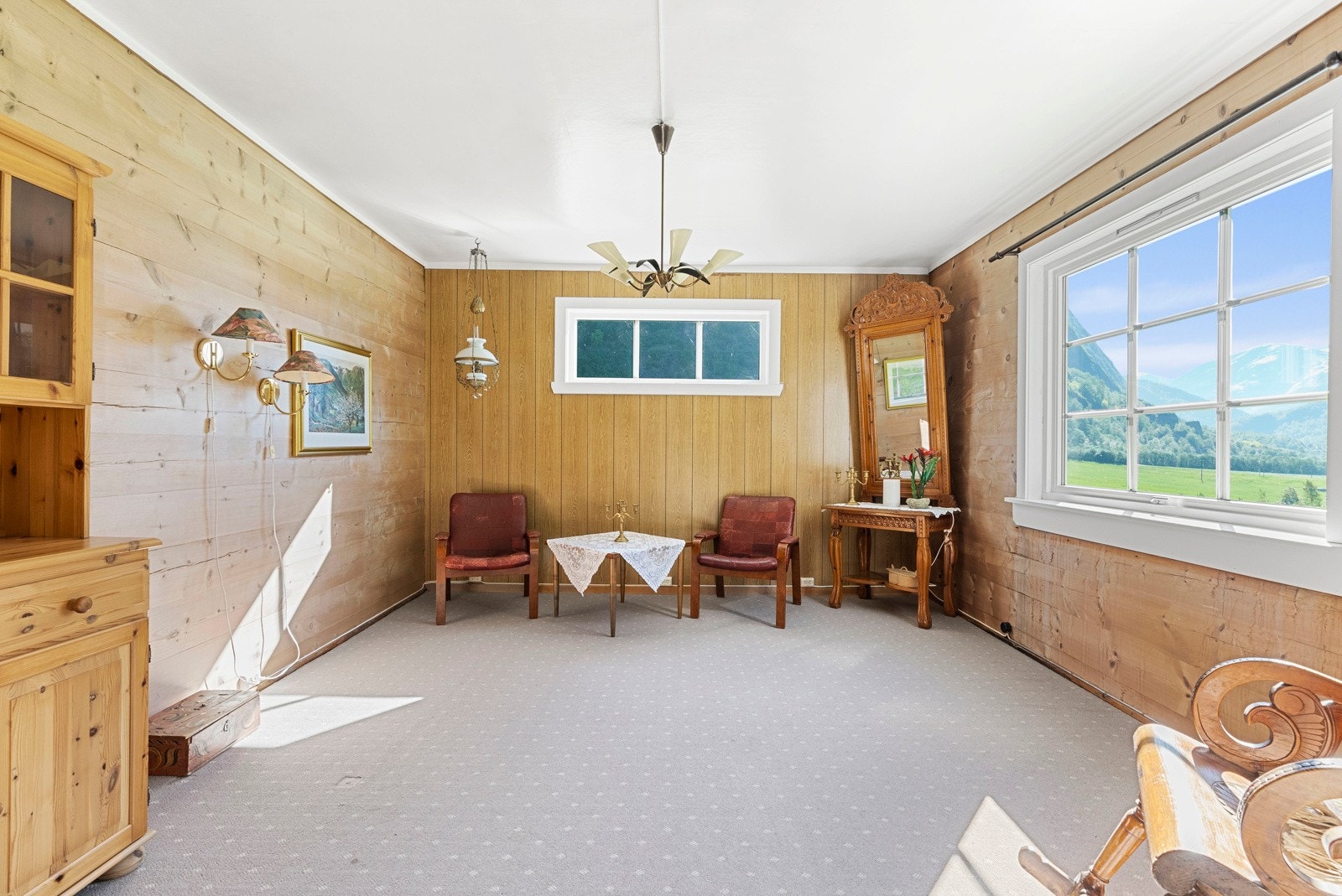 En av stuene i 1.etg. Galleribilde