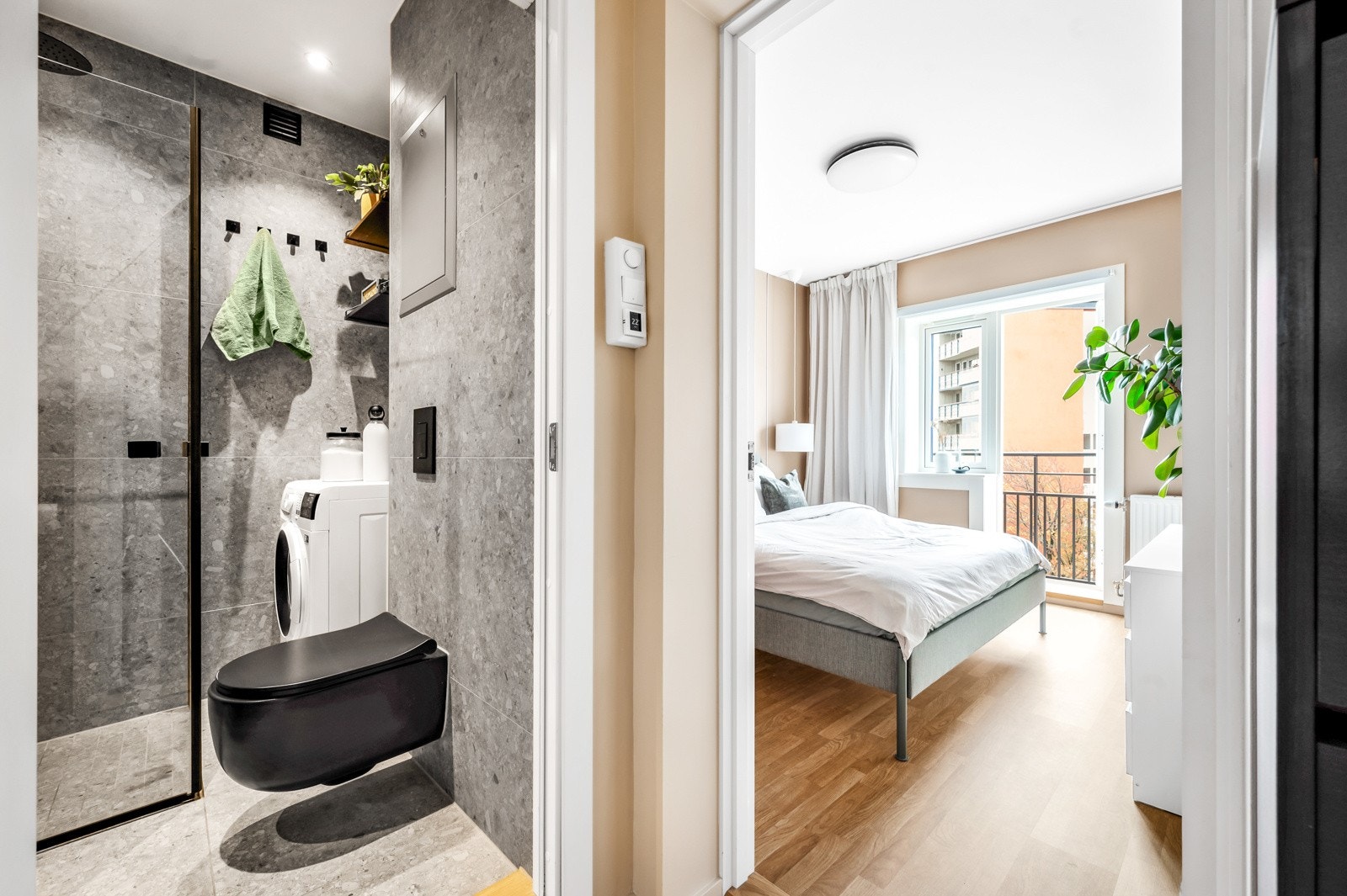 Leilighetens entré/gang har en fin størrelse, binder rommene sammen på en god måte, og skaper en god flyt. Galleribilde