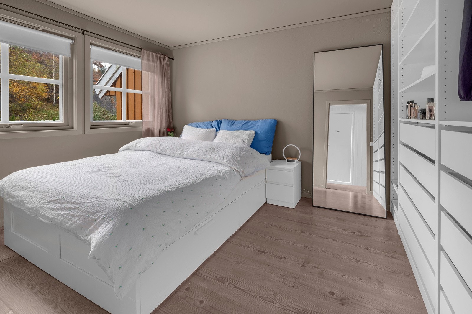 Romslig soverom nr 1 Galleribilde