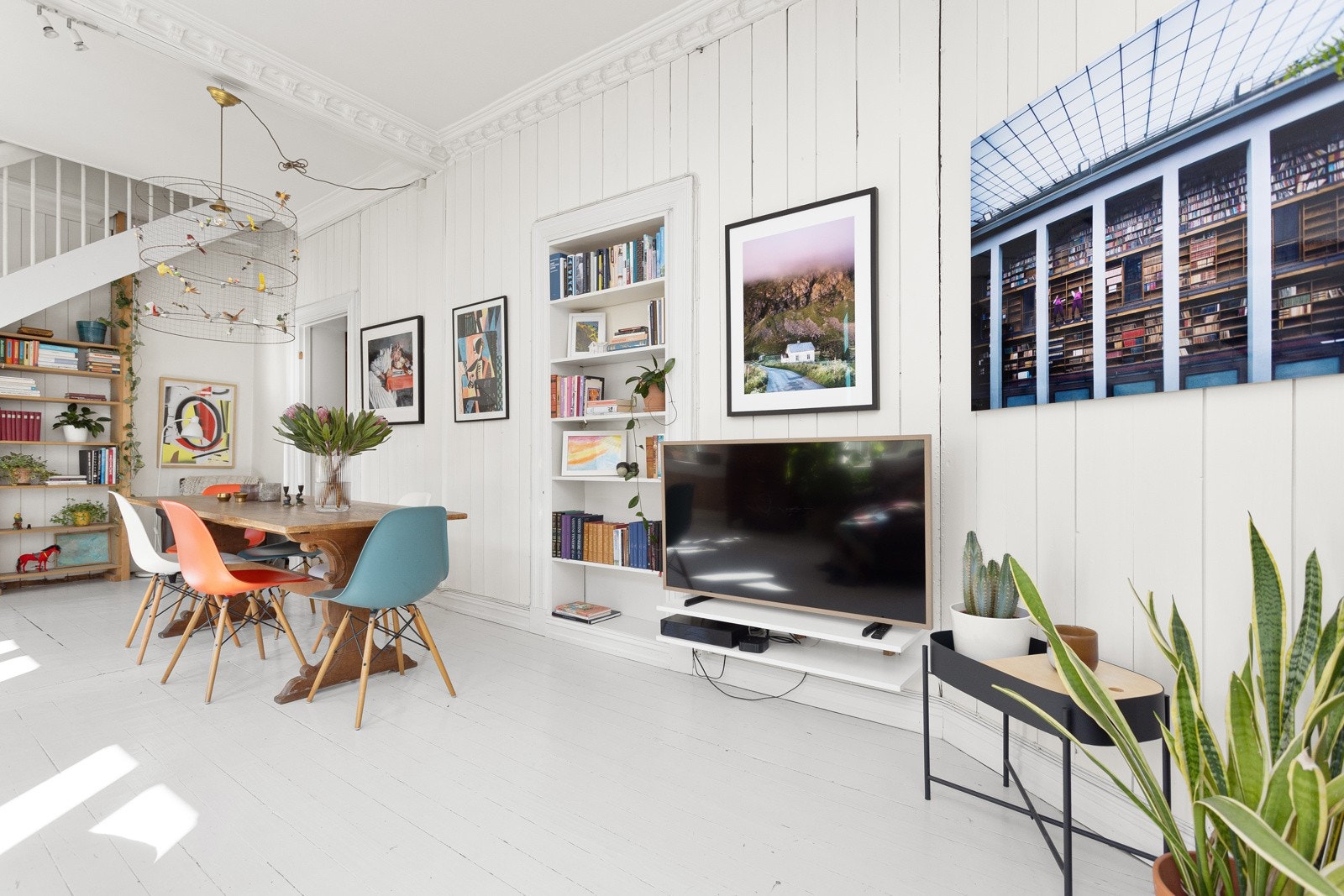 I himlingen har du flotte originale stukkaturer som hører med i en klassisk leilighet som denne. Galleribilde