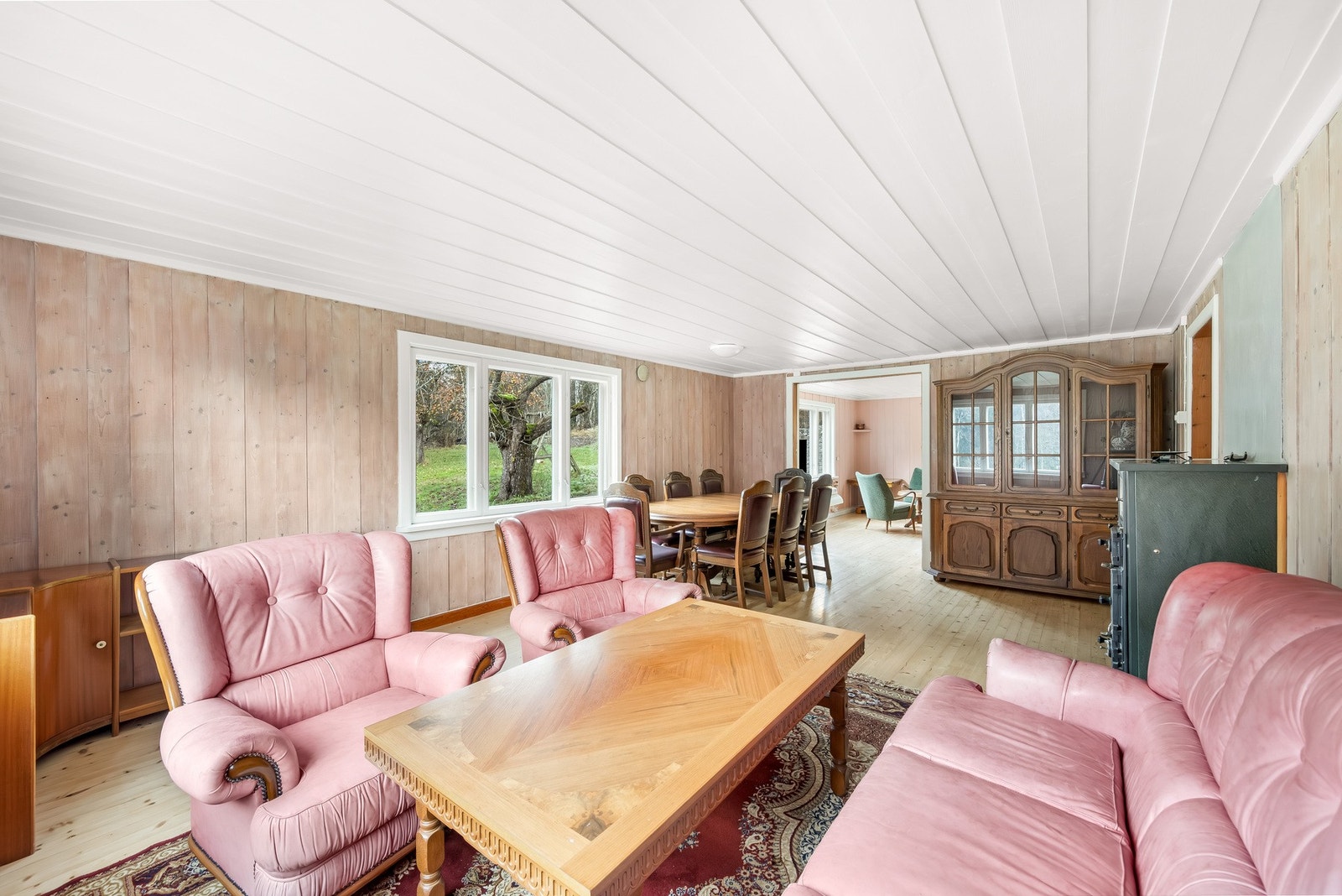 Her finner vi en peis. Galleribilde