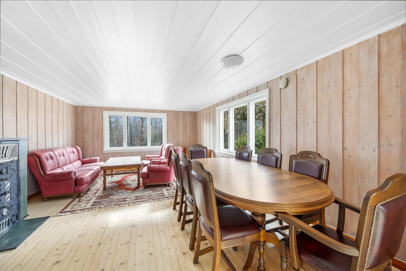 Spisestue / stue nummer to Galleribilde