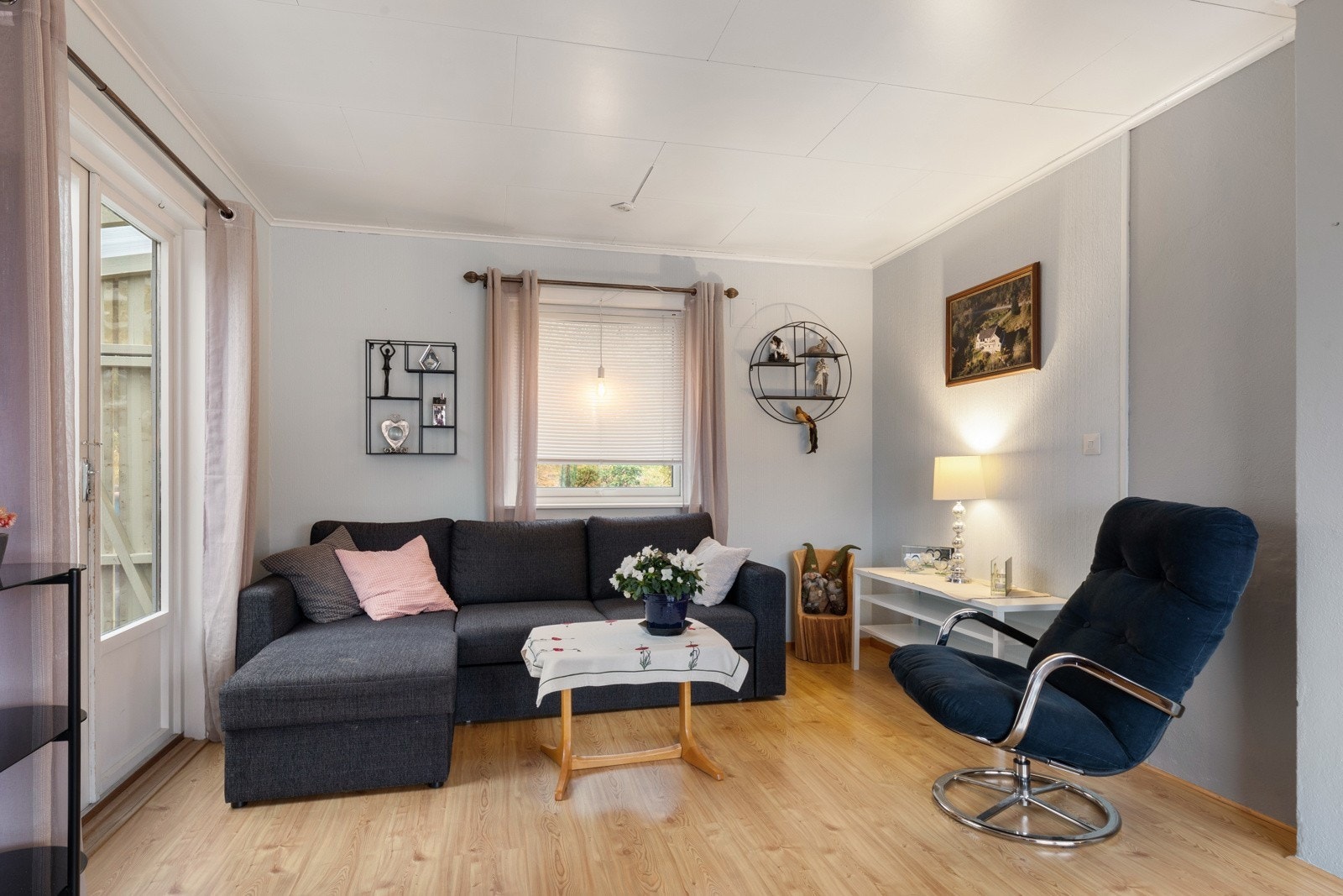 Stova har er inndelt i fleire soner, som gjer det enklare å innreie Galleribilde