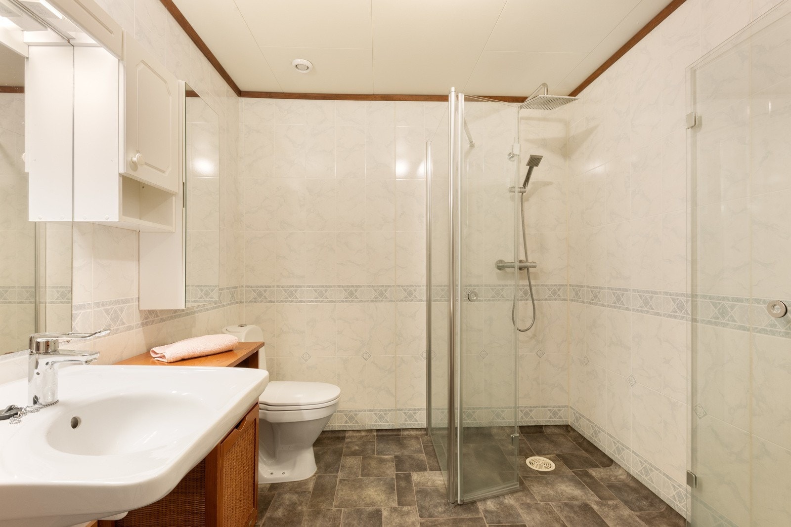 Badet i hovudetasjen Galleribilde