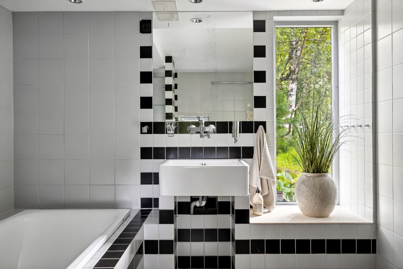 2 vinduer på badet! Galleribilde