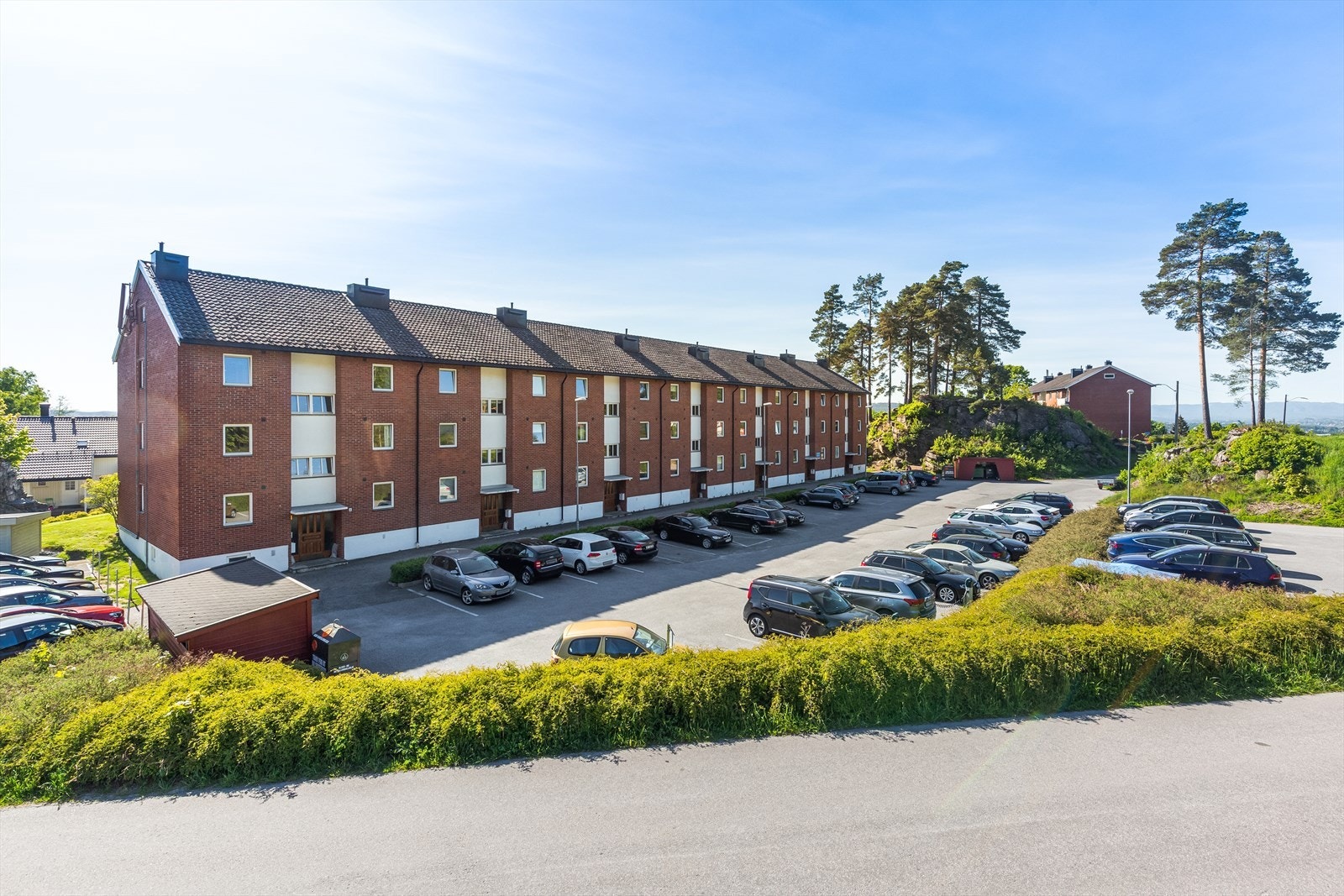 Fra leiligheten er det kort vei til Porsgrunns trivelige sentrumsgater, som ligger innen gang-/sykkelavstand. Galleribilde