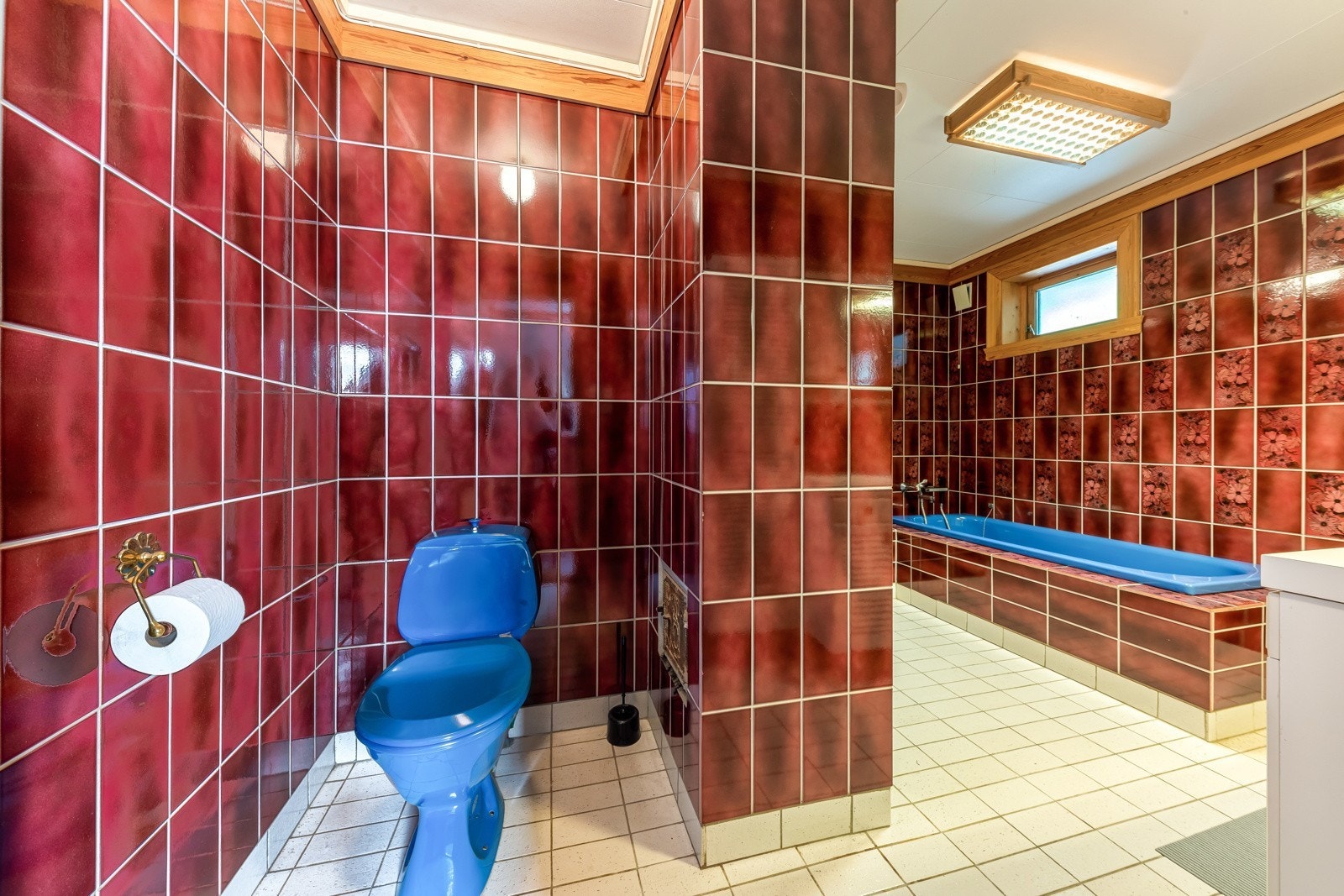 Plan 1 - stort flislagt bad Galleribilde