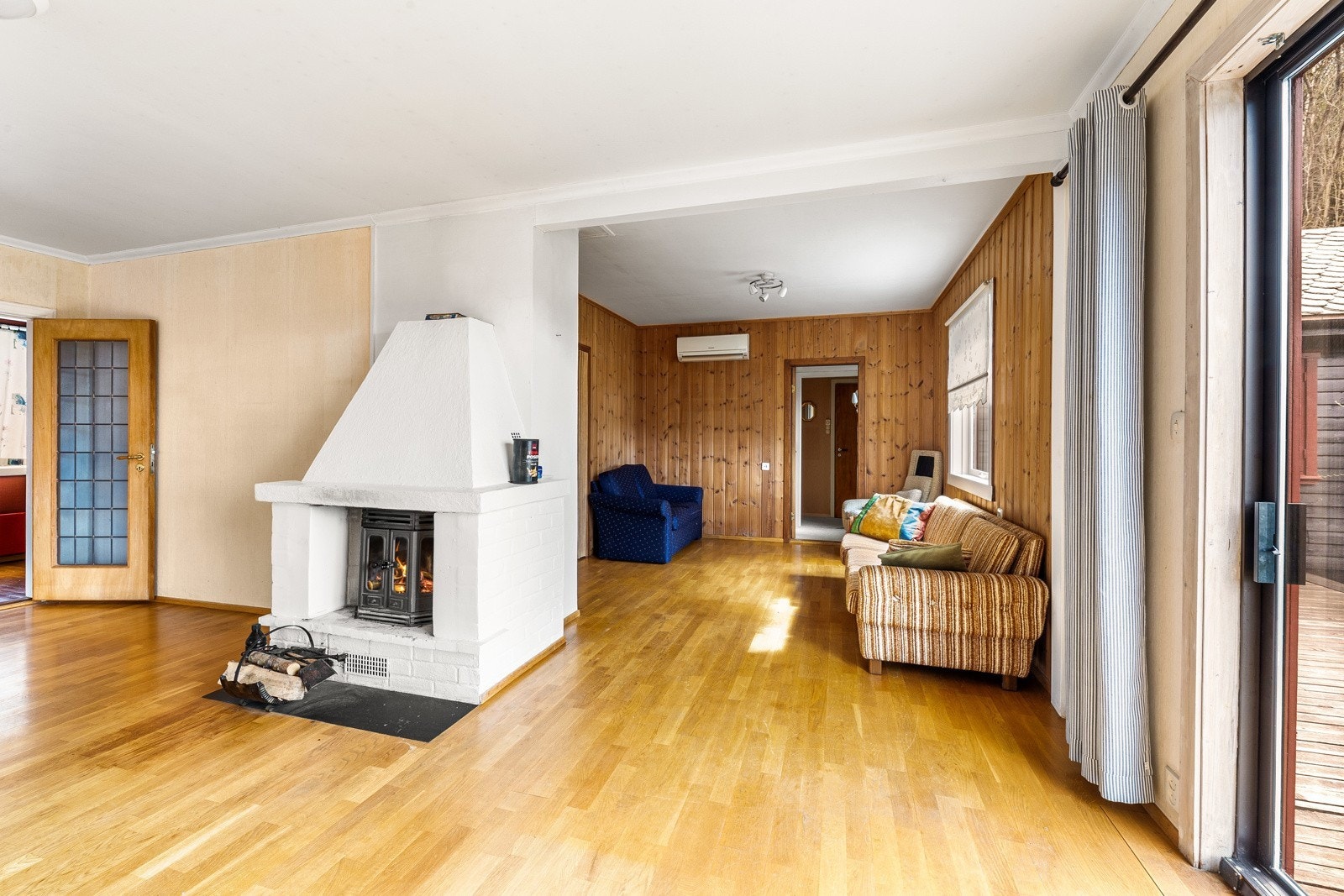 445_b687bc9e-b057-4162-b3a5-152aaf843885.jpg Galleribilde