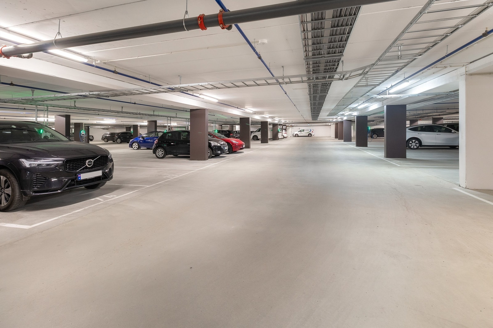 Det medfølger parkeringsplass i felles garasjeanlegg Galleribilde