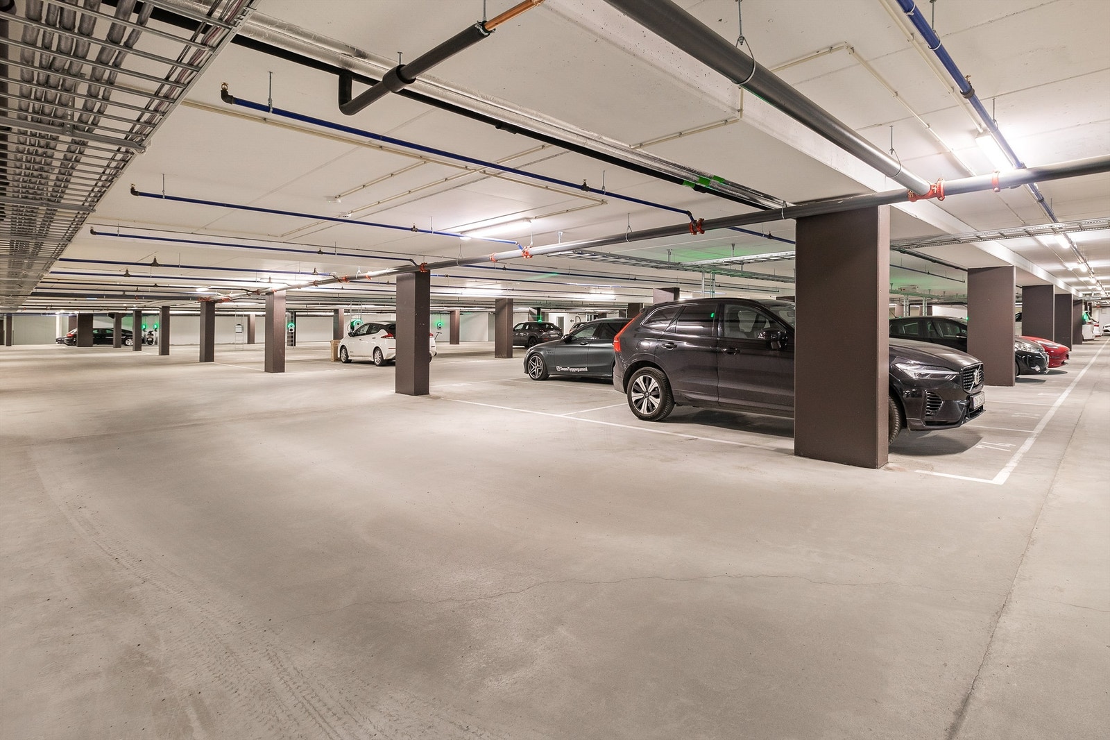 Det medfølger parkeringsplass i felles garasjeanlegg Galleribilde