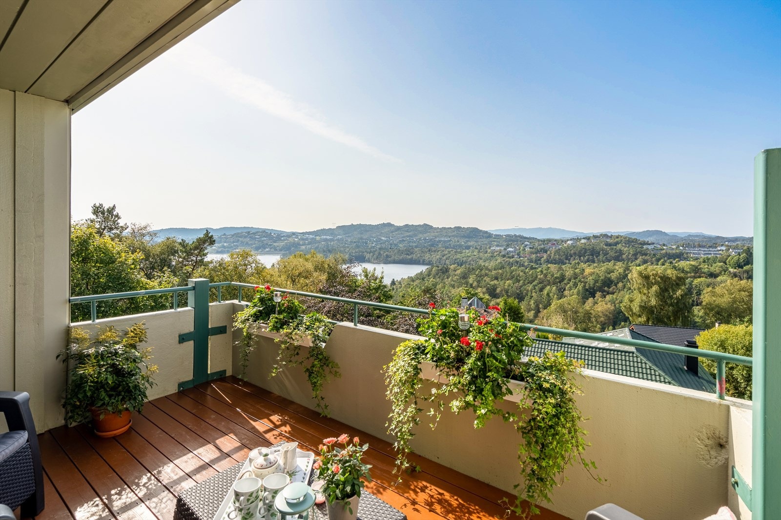 Aktiv Eiendomsmegling v/Tarek Bergfjord og Lars Waage har gleden av å presentere Ture Nermans vei 63! Galleribilde