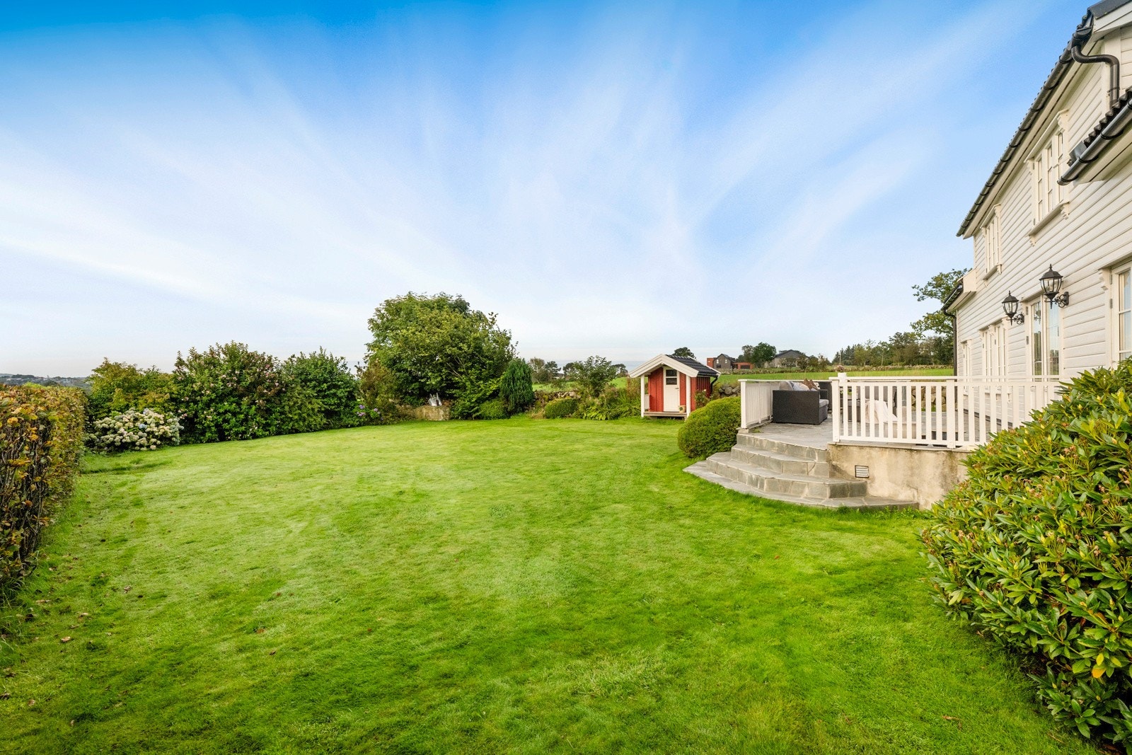 - Herfa er det direkte adgang til hagen - Galleribilde