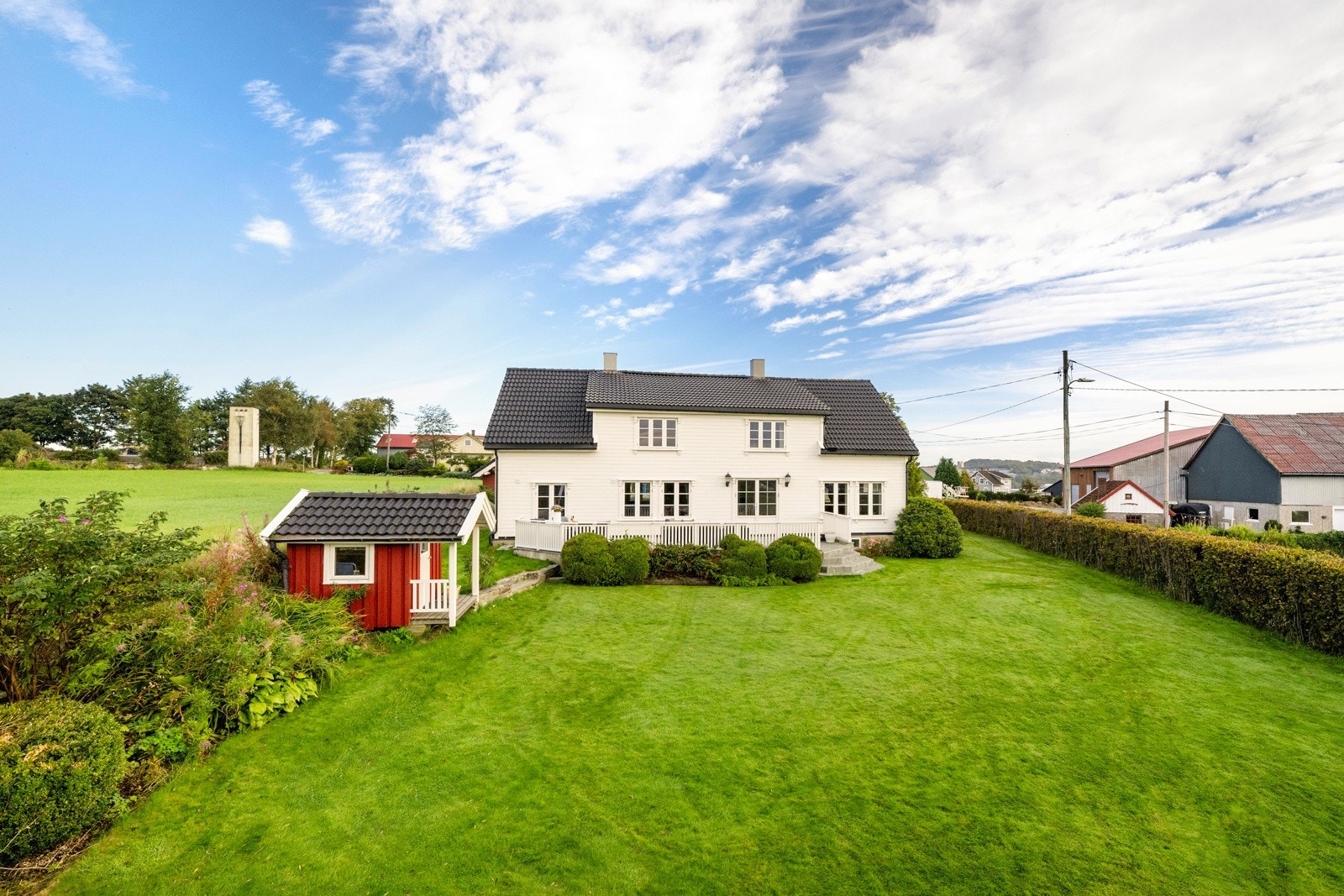 - En vakker eiendom som er gjennomgående oppusset i 2003/04 - Galleribilde