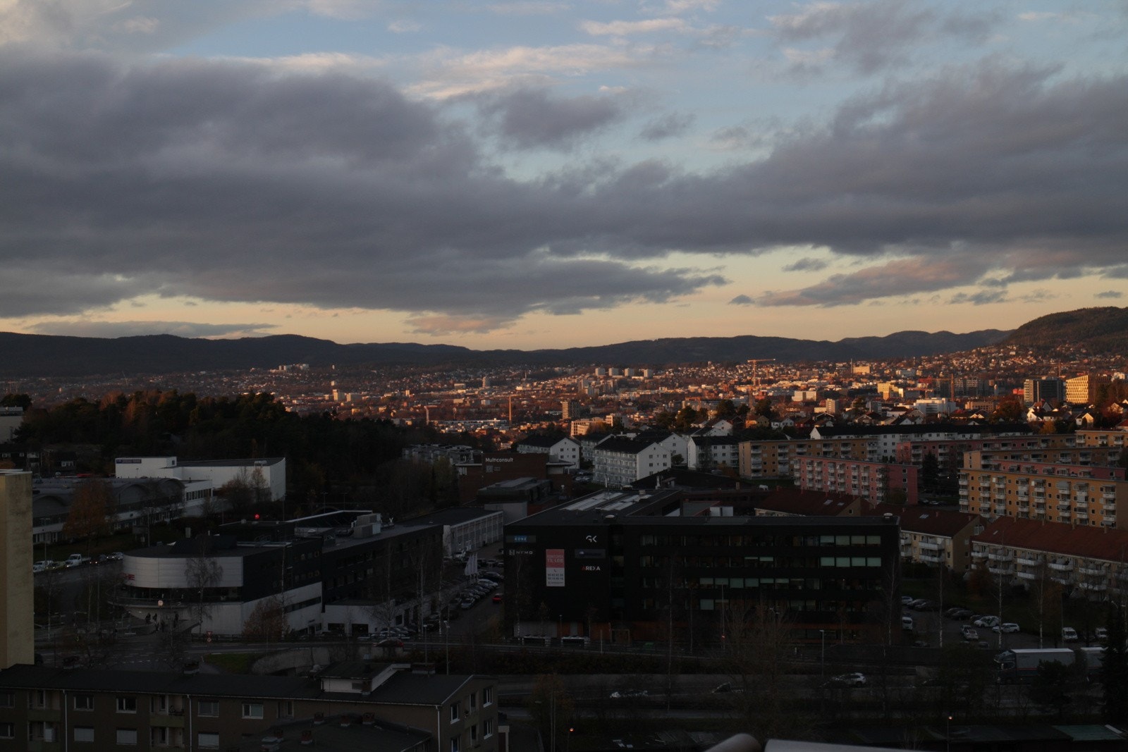 Stemingsbilde tatt av selger Galleribilde
