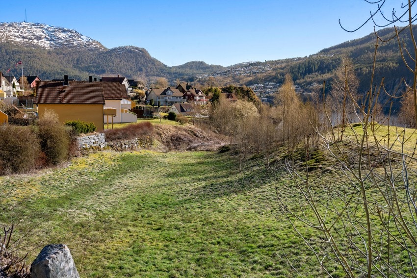 Tomta er på 763 kvm Galleribilde