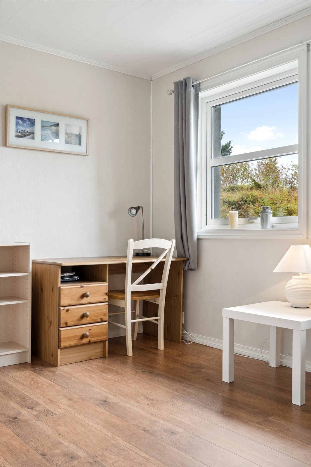 Under trappen er det kledd inn en praktisk bod Galleribilde