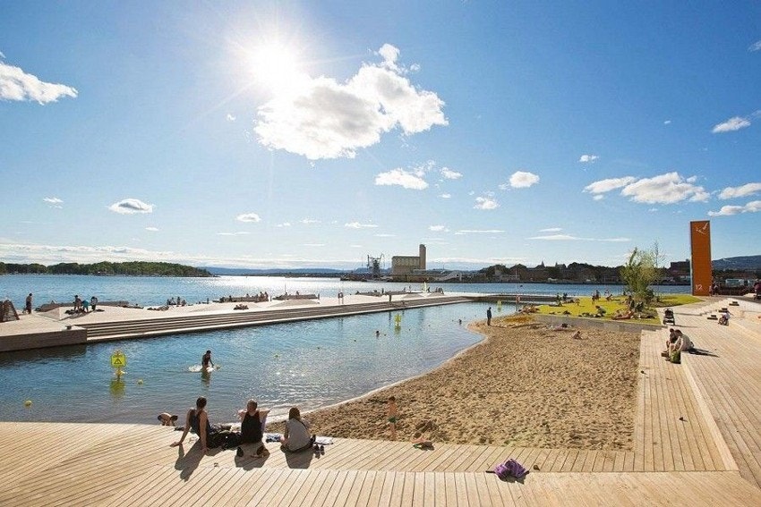 Næromåde - Sørengkaia bad. Galleribilde