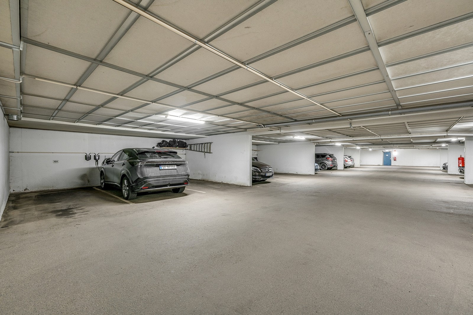 Det medfølger parkeringsplass i felles garasjekjeller. Galleribilde