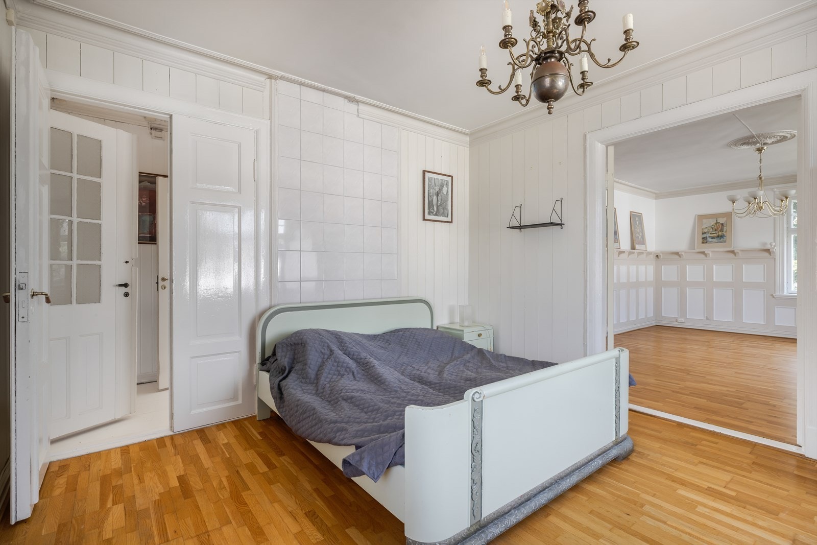 Soverommet har god plass til dobbeltseng og plass til annen møblering. Galleribilde