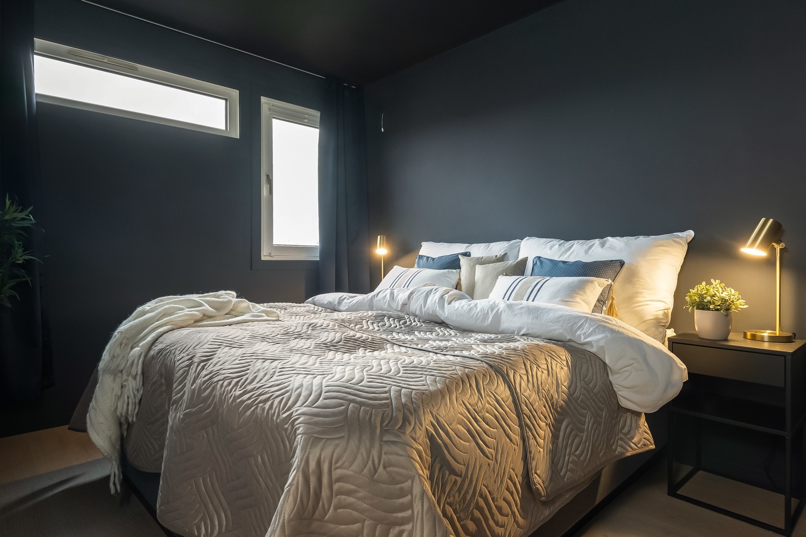 Boligen innehar 3 soverom. Hovedsoverommet er på 9,5 kvm, det har plass til dobbeltseng. Galleribilde