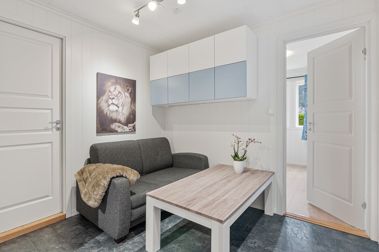 Trivelig liten "kjellerstue" Galleribilde