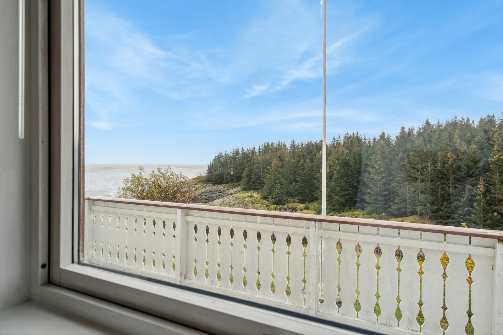 Utsikt fra stuevinduet Galleribilde