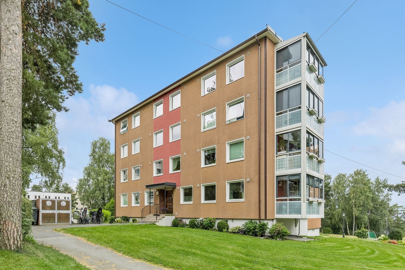 Velkommen til Mekanikerveien 17. Galleribilde