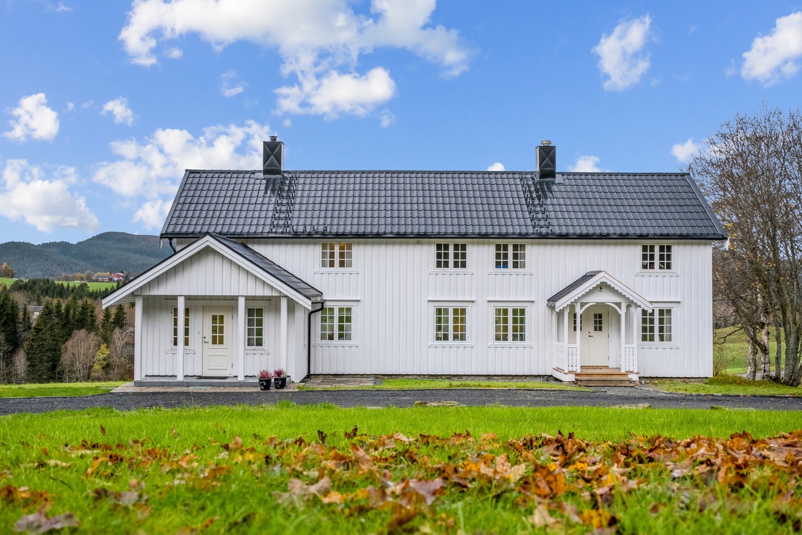 Våningshuset på Tinglem gård er romslig og velholdt. Galleribilde