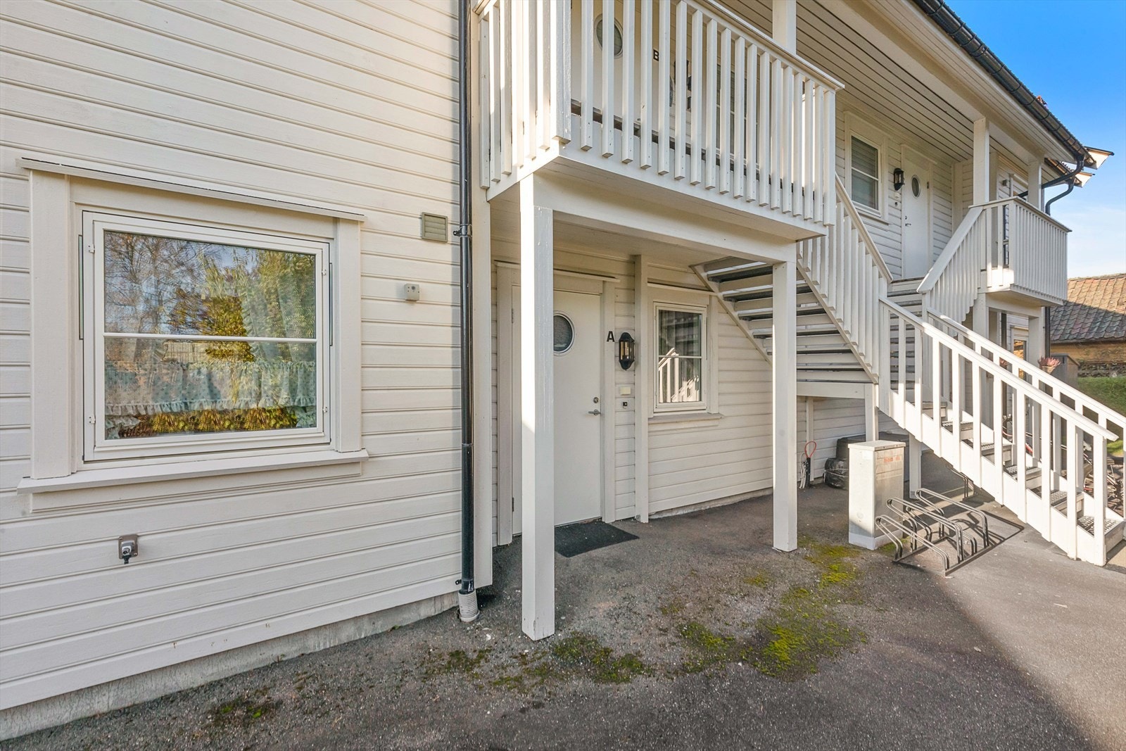 Inngangsparti. Leiligheten er fra 2011 Galleribilde