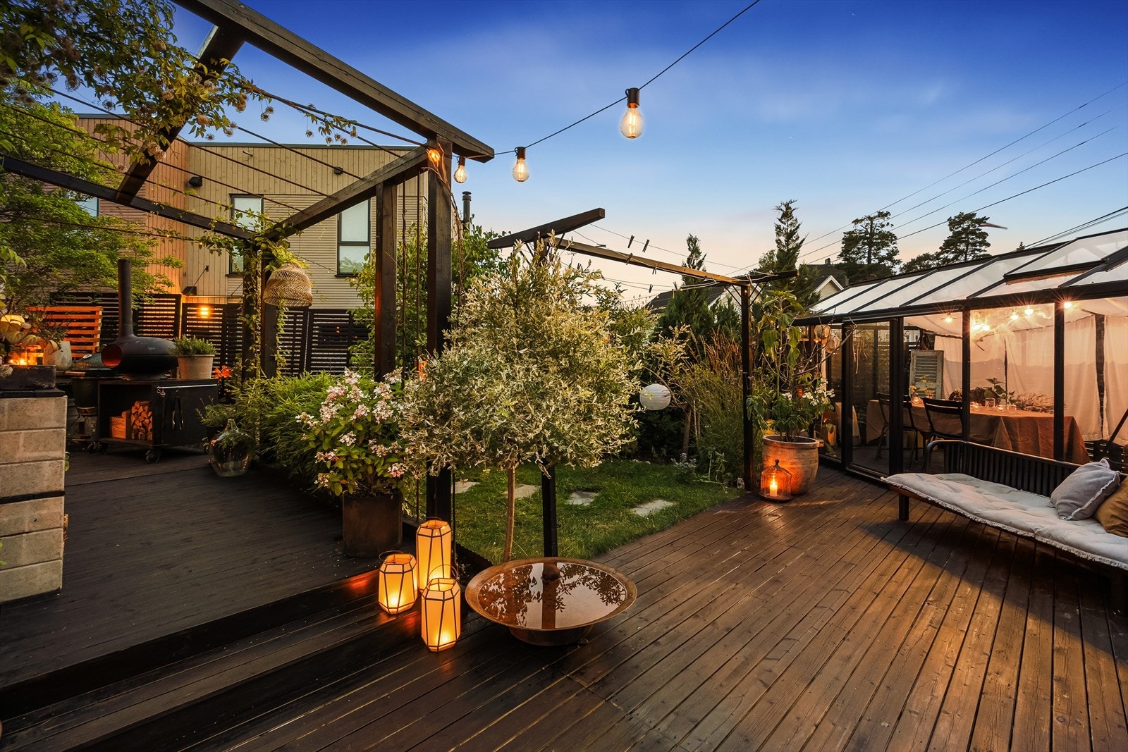 Terrassen har flere nivåer og naturlig soneinndeling Galleribilde