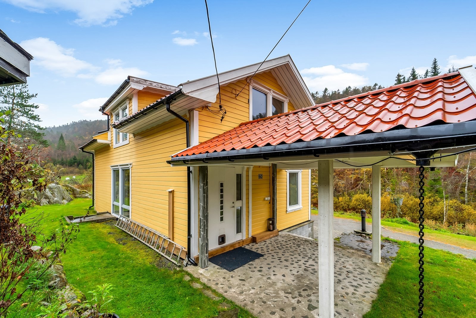 Overbygd inngangsparti Galleribilde
