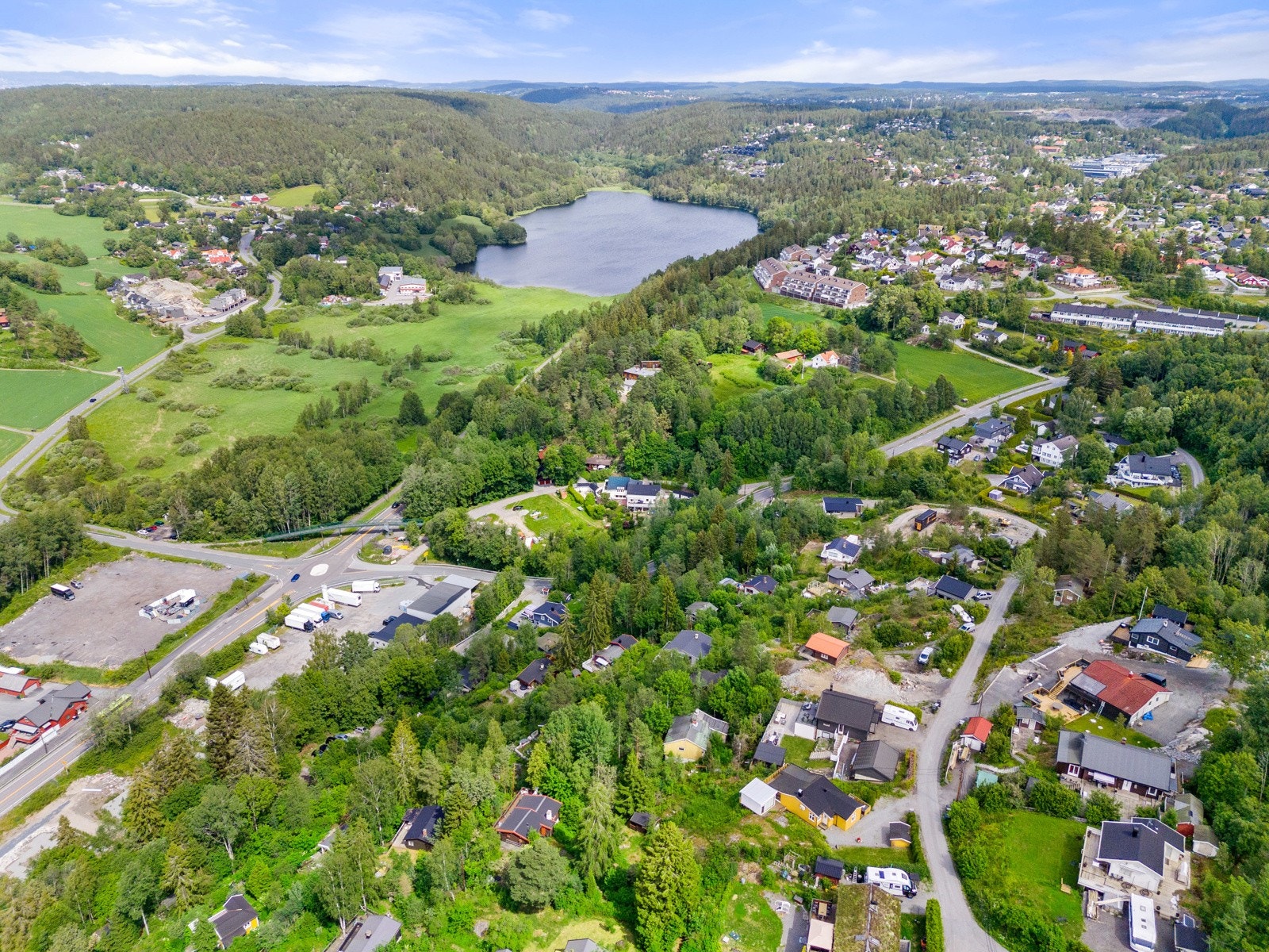 Planen er boliger med et felles moderne uttrykk, slik at feltet vil fremstå samlet og passe godt inn i omgivelsene. Galleribilde