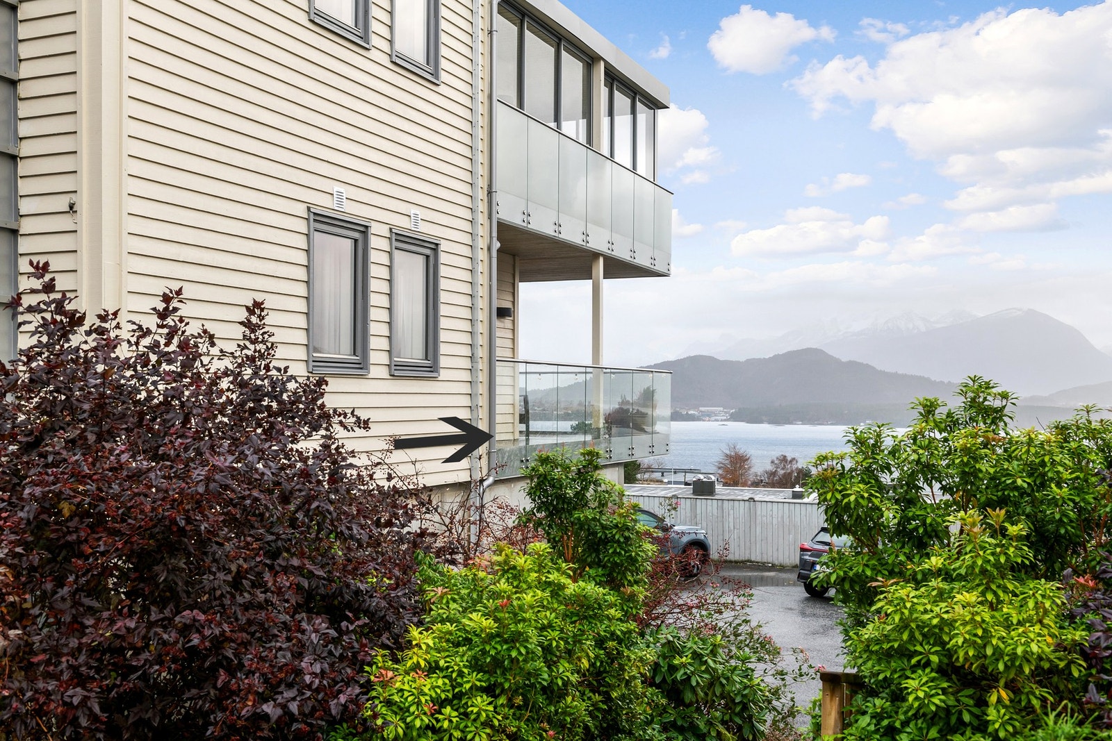 Pent beplantede fellesområder. Galleribilde