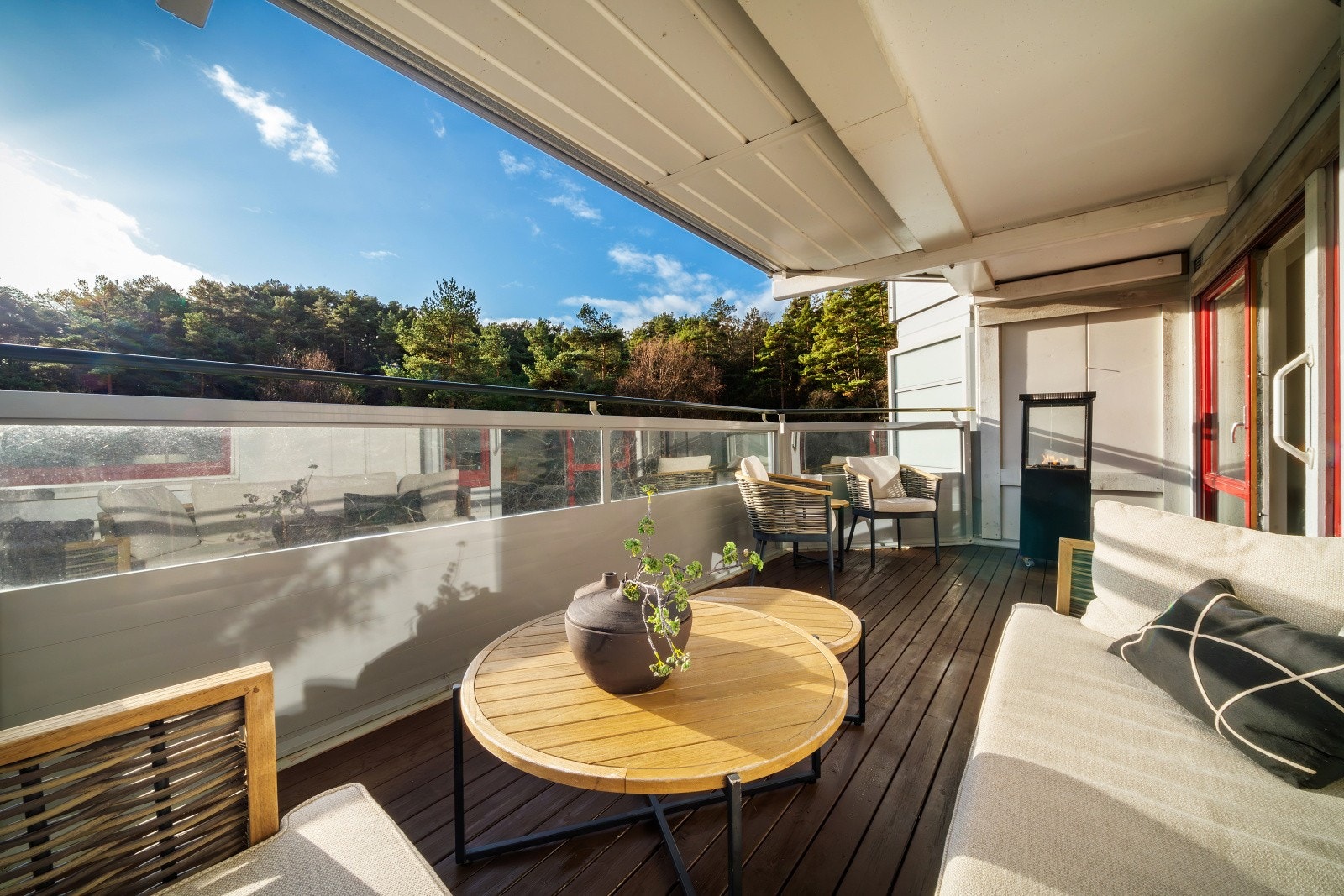 Lekker og nyoppusset 4-romsleilighet med attraktiv beliggenhet! Galleribilde