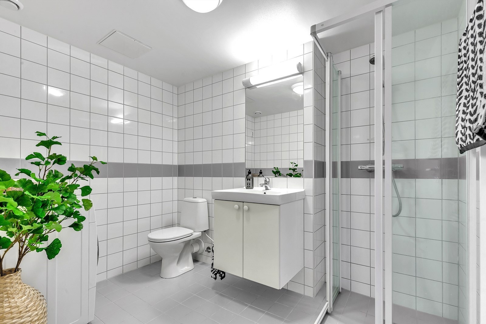 Flislagt bad Galleribilde