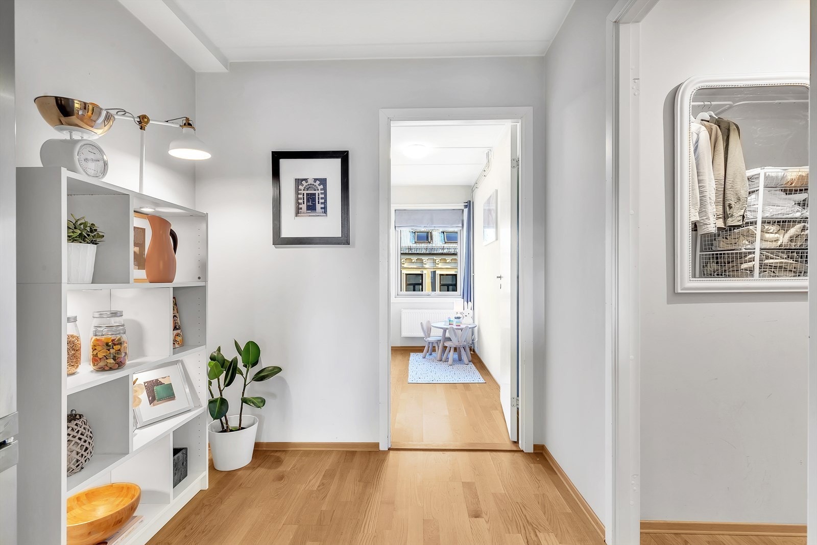 Mellomgang Galleribilde