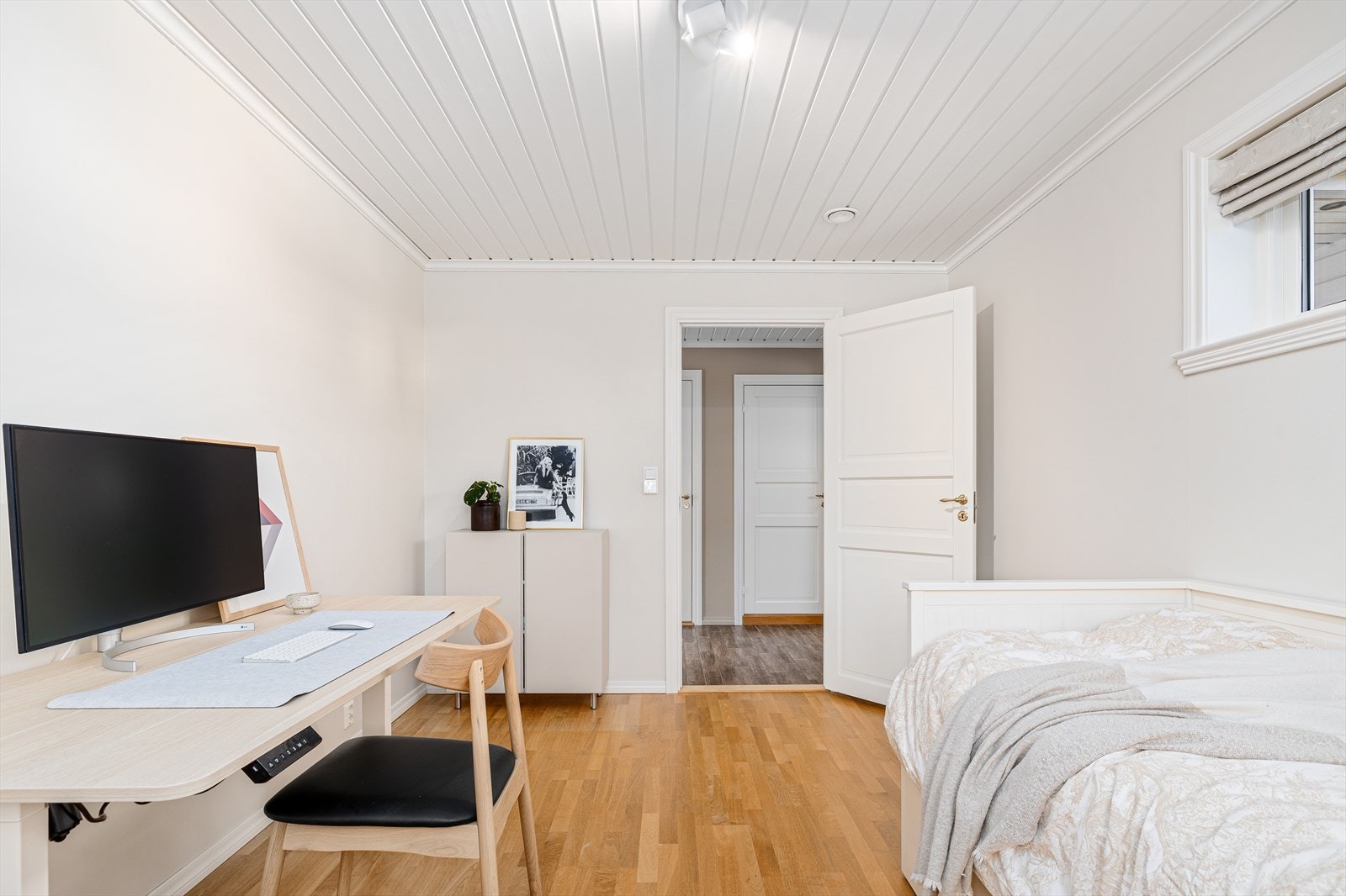 Soverom nr. 2. Galleribilde