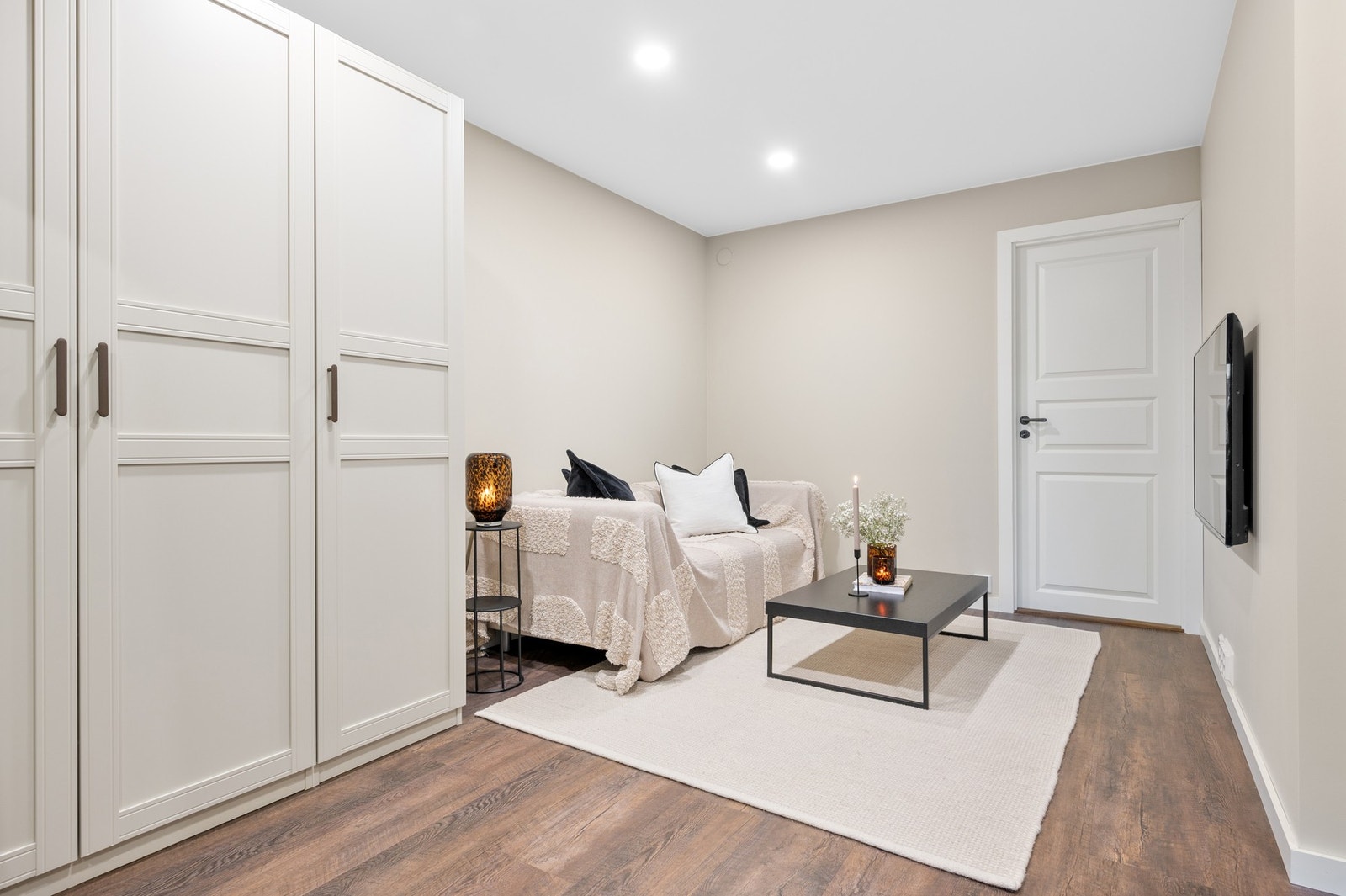 Svært praktisk å ha en ekstra stue for familier med barn. Galleribilde