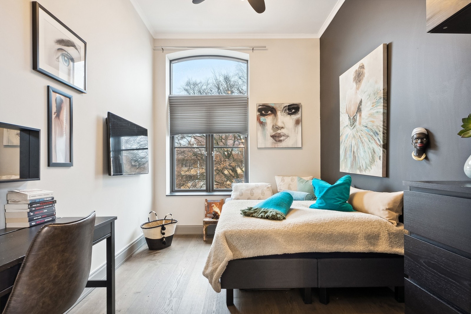 Soverom nr. 2 Galleribilde