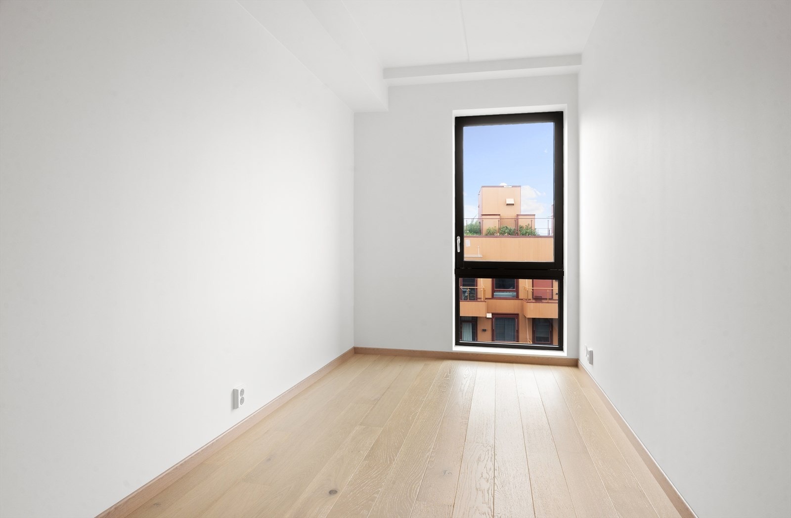 Soverom 3 med plass til seng og tilhørende møblement - Kan også brukes som kontor! Galleribilde