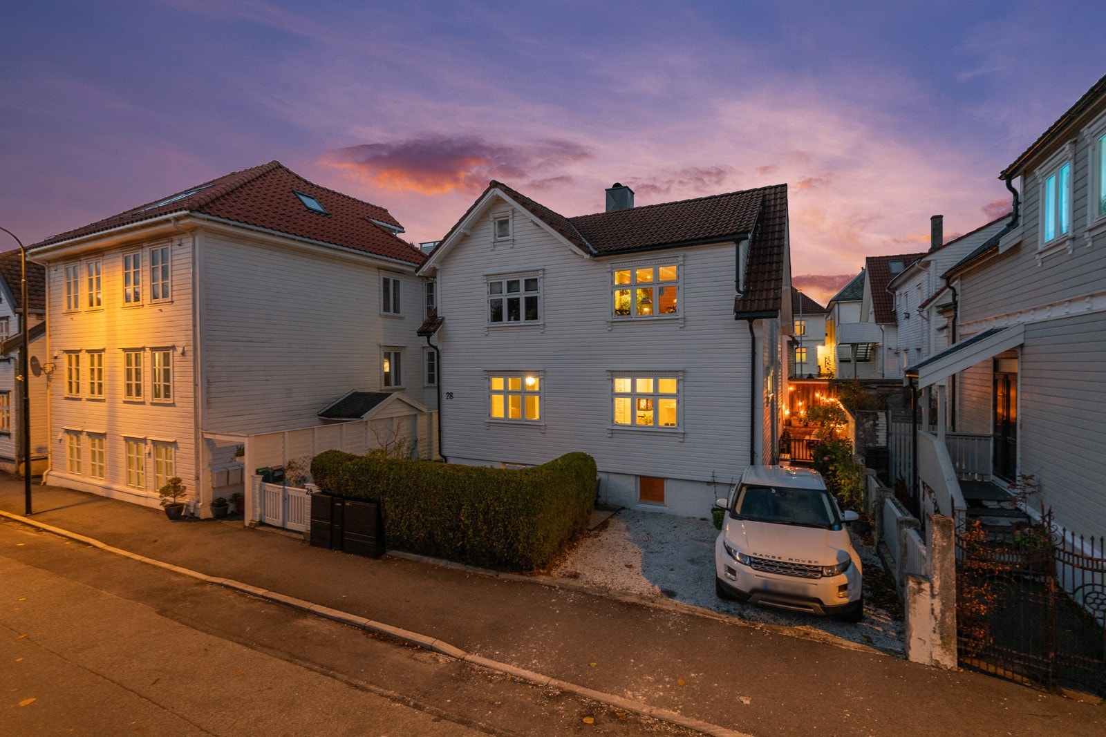 Med en sentral beliggenhet på storhaug, passer denne for deg som ønsker å bo med gangavstand til "alt". Galleribilde