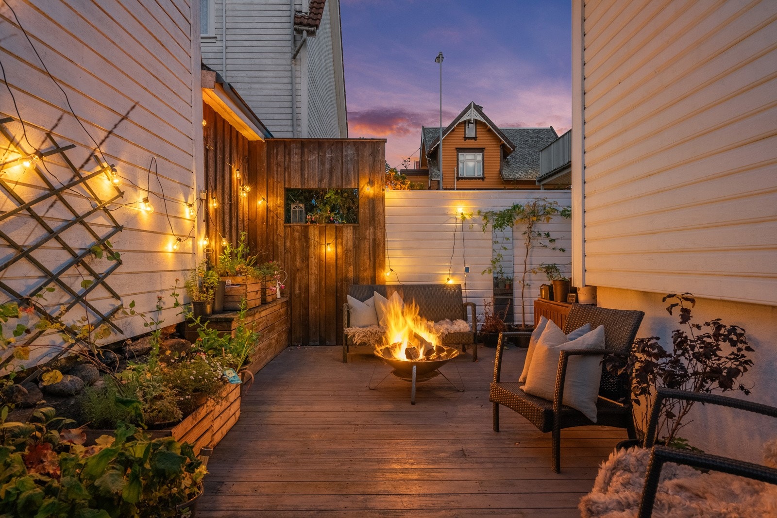 Uteområdet byr på en flott atmosfære. Galleribilde