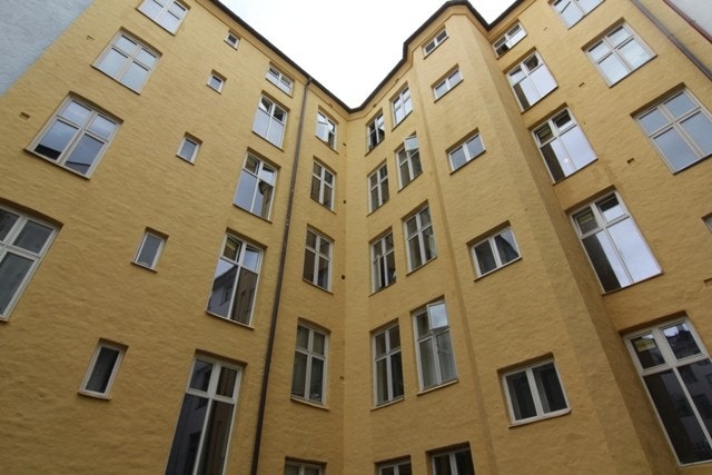 Fasade sett fra bakgård. Galleribilde
