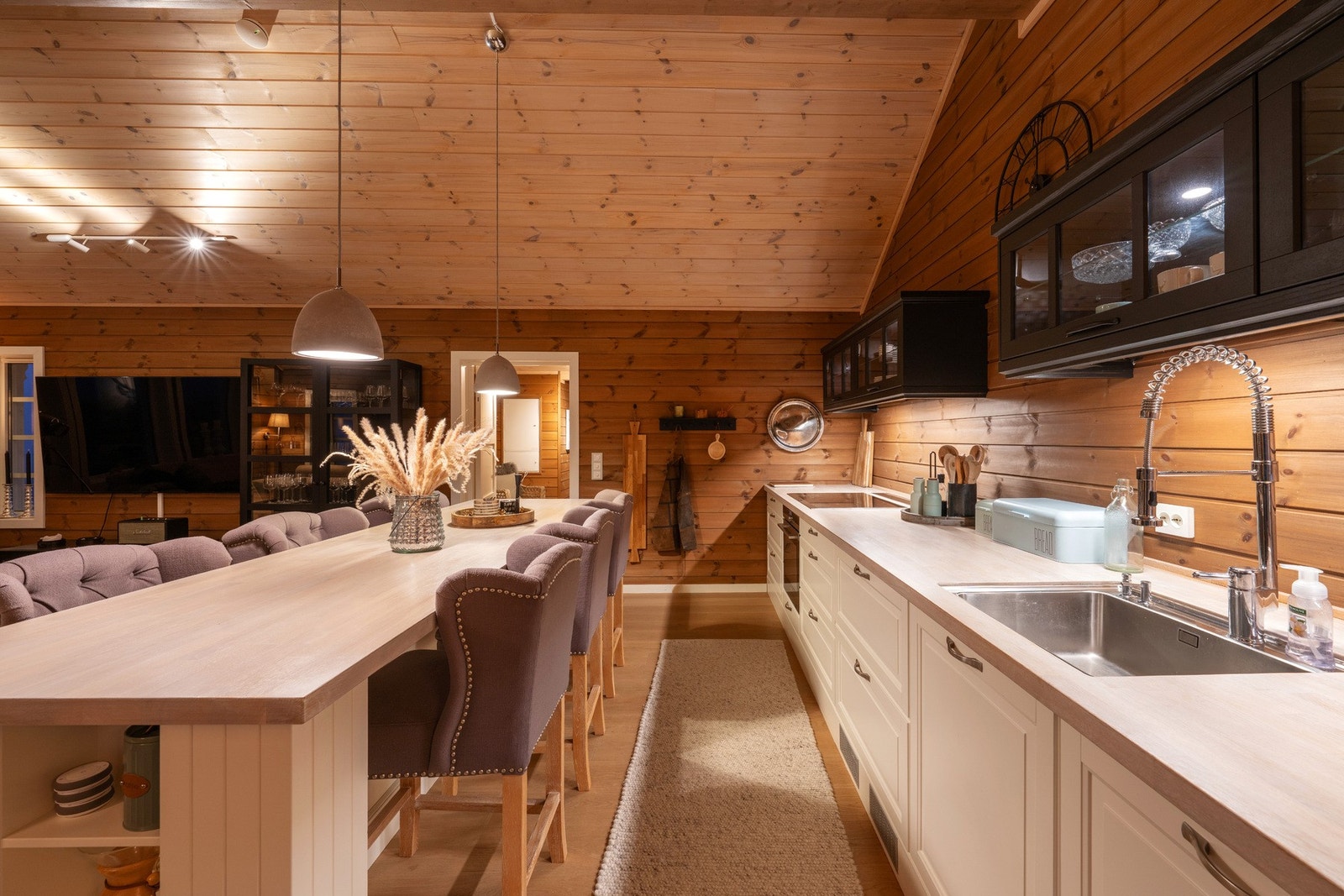 Kjøkkenet er levert av Bjerks Trevare Galleribilde