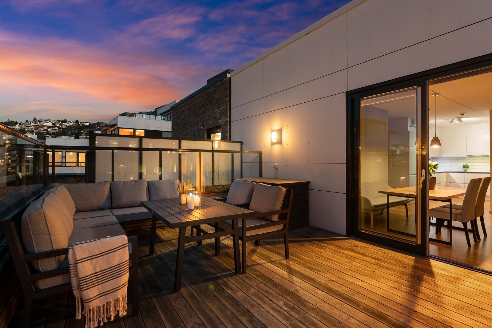 Kveldsstemning. Galleribilde